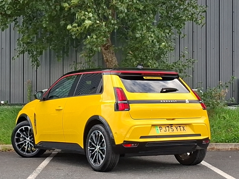 Renault 5 E-Tech 90Kw Iconic Five Urban Range 40Kwh Yellow #2