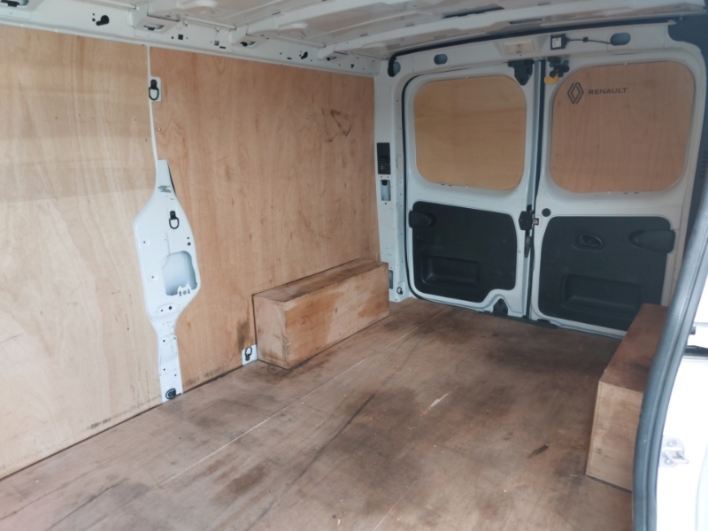 Renault Trafic Ll30 Blue Dci 130 Advance Safety Van White #6