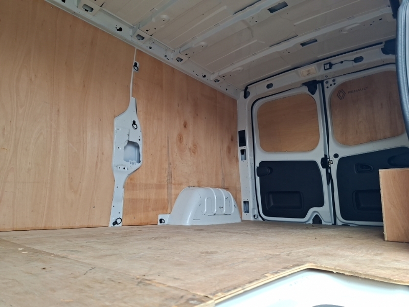 Renault Trafic Ll30 Blue Dci 130 Advance Safety Van White #6