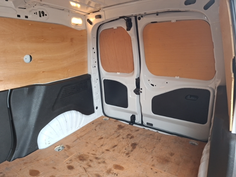 Vauxhall Combo 1.5 Turbo D 130Ps Pro H1 Van White #6