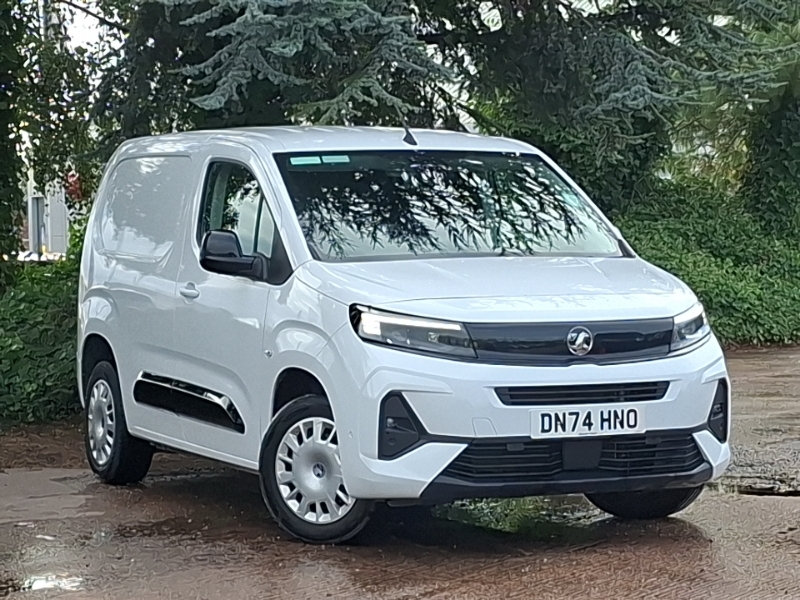 Vauxhall Combo 1.5 Turbo D 130Ps Pro H1 Van White