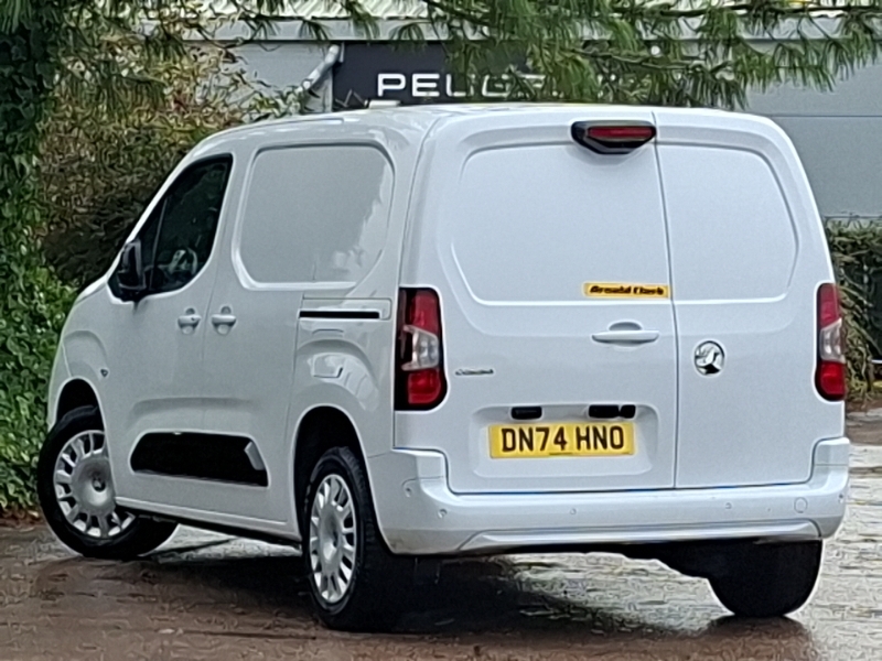 Vauxhall Combo 1.5 Turbo D 130Ps Pro H1 Van White #2