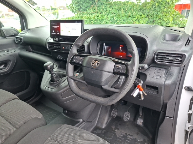 Vauxhall Combo 1.5 Turbo D 130Ps Pro H1 Van White #3