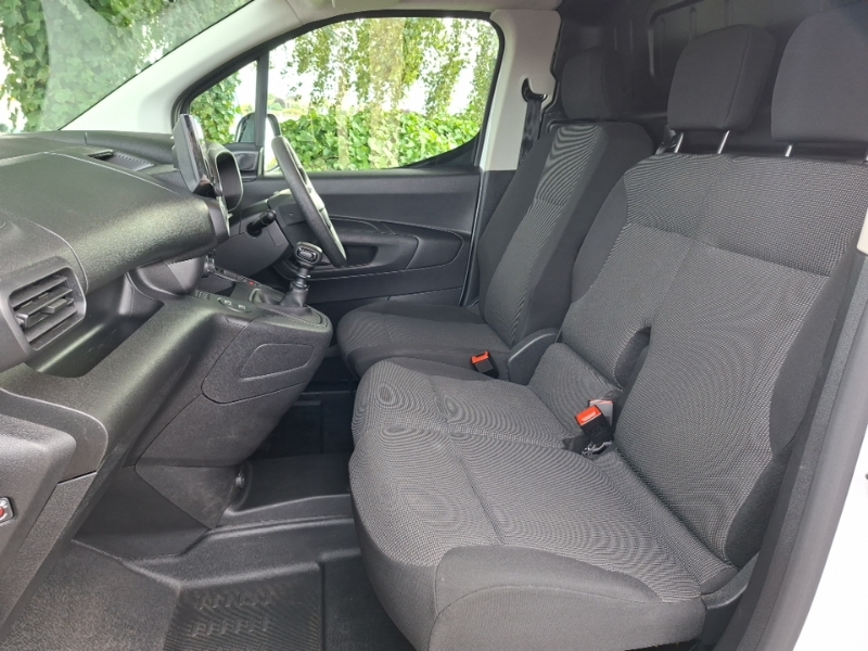 Vauxhall Combo 1.5 Turbo D 130Ps Pro H1 Van White #5