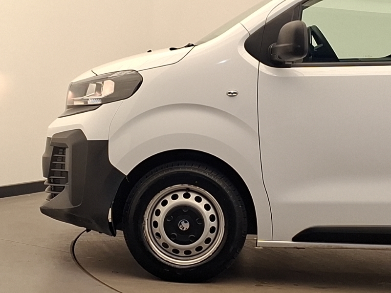 Vauxhall Vivaro 1.5 Turbo D 120 Pro H1 Van White #19
