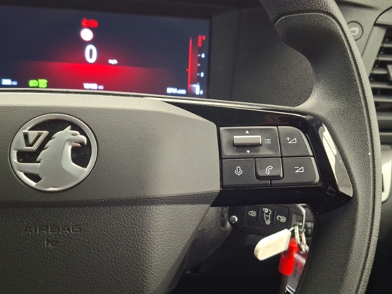 Vauxhall Vivaro 1.5 Turbo D 120 Pro H1 Van White #13