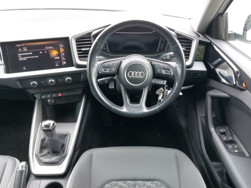 Audi A1 30 Tfsi S Line 999 cc White #8