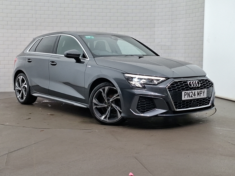 Audi A3 Saloon Black Edition 35 Tfsi 150 Ps S Tronic Yellow #7