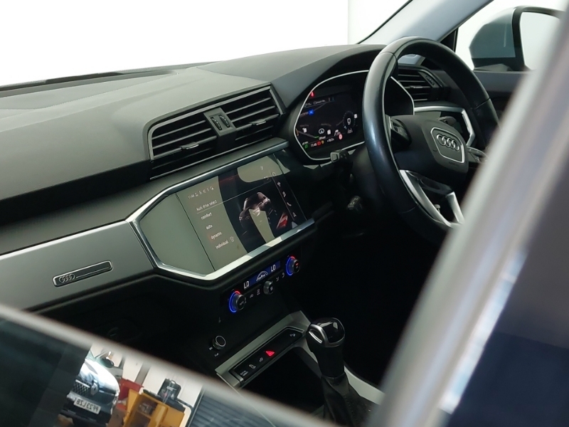 Audi Q3 Black Edition 35 Tfsi 150 Ps S Tronic Grey #16