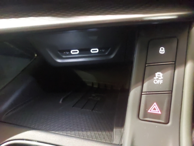 Cupra Terramar 1.5 Etsi V2 Suv Hybrid Dsg 150 Ps Black #15