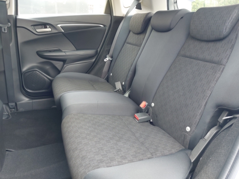 Honda Jazz 1.3 Se Cvt Silver #6