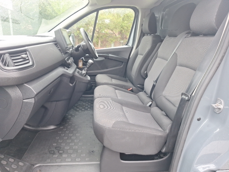 Renault Trafic Sl30 Blue Dci 130 Advance Van Grey #5