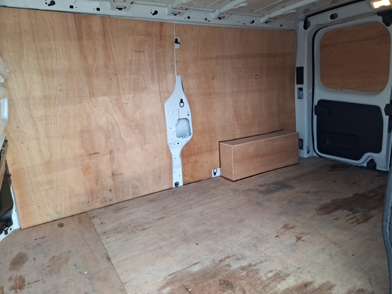 Renault Trafic Ll30 Blue Dci 130 Advance Safety Van SC24KVF White #6