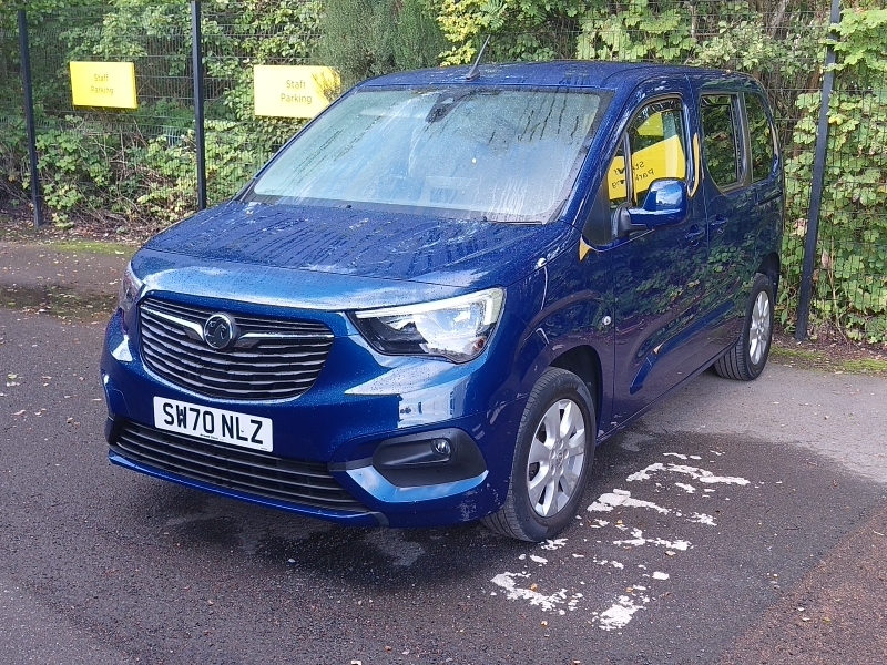 Vauxhall Combo Life 1.5 Turbo D 130 Se Blue