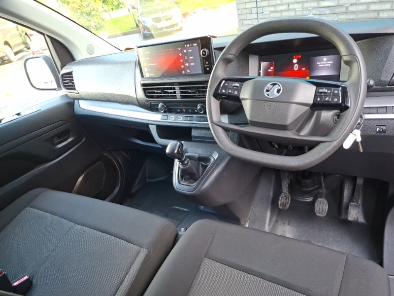 Vauxhall Vivaro 1.5 Turbo D 120 Prime H1 Van White #3