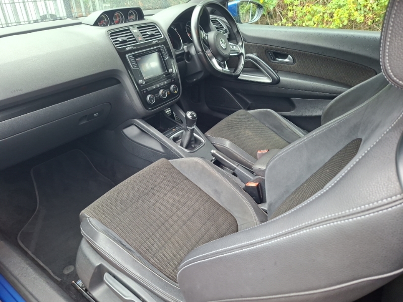 Volkswagen Scirocco 2.0 Tsi 180 Bluemotion Tech Gt Blue #5