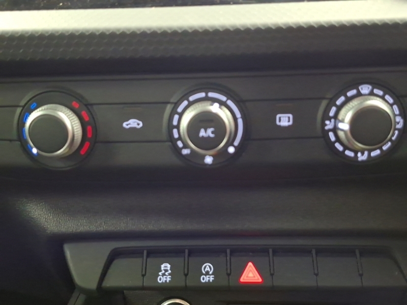 Audi A1 35 Tfsi S Line S Tronic 2021 White #16
