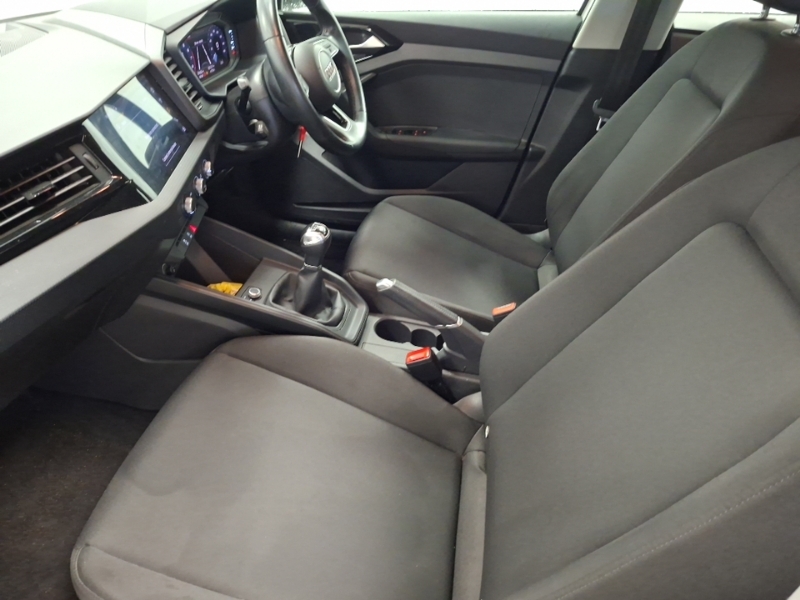 Audi A1 25 Tfsi Technik White #5