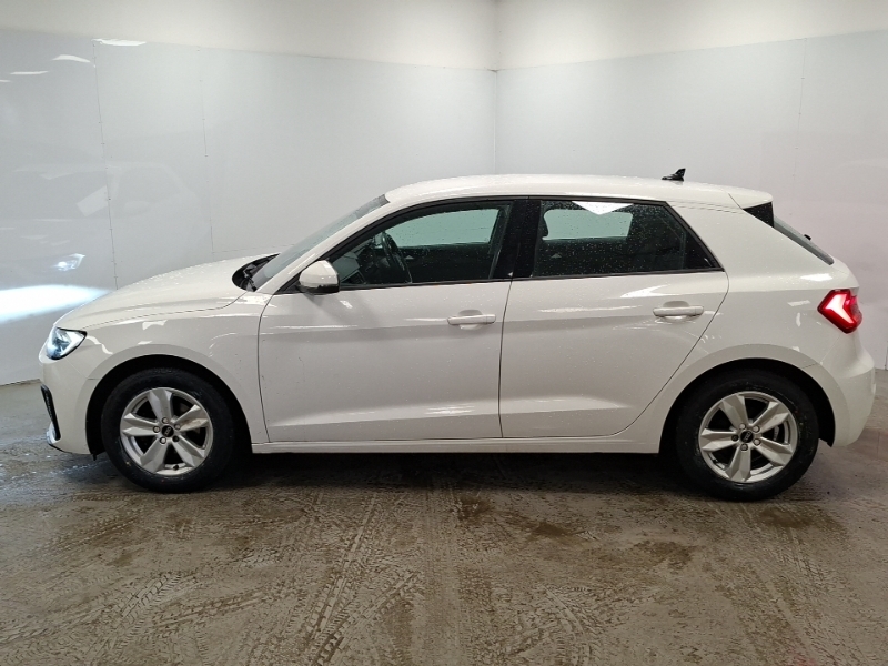 Audi A1 25 Tfsi Technik White #4