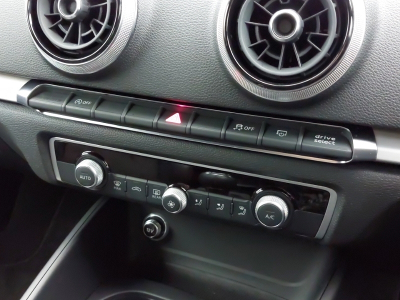 Audi A3 1.5 Tfsi Black Edition Grey #17