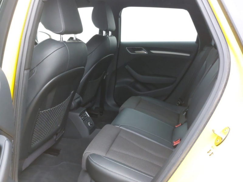 Audi A3 35 Tfsi Black Edition Yellow #6