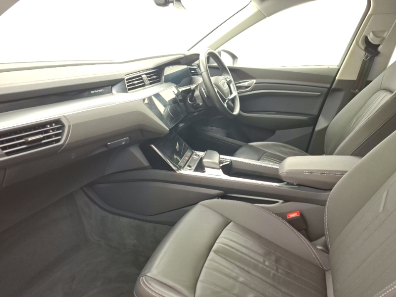 Audi Q8 e tron 250Kw 50 Quattro 95Kwh Sport Grey #5