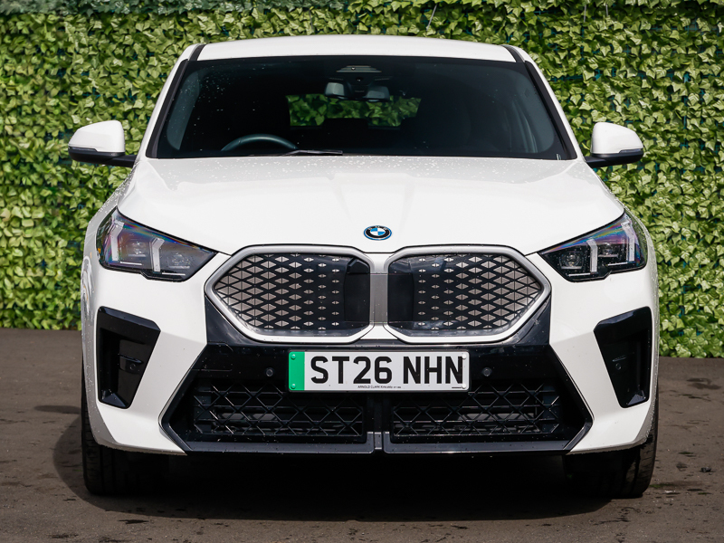 BMW iX2 150Kw Edrive20 M Sport 65Kwh Blue #16