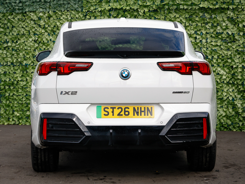 BMW iX2 150Kw Edrive20 M Sport 65Kwh Blue #15