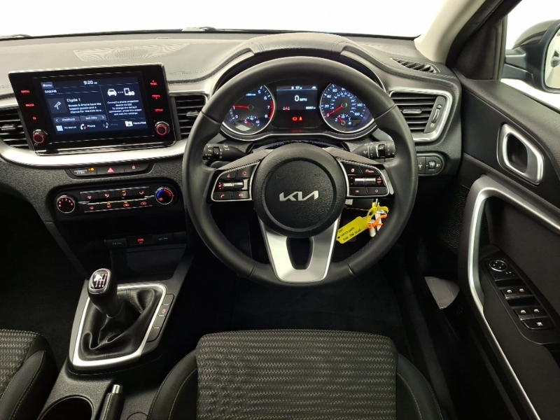 Kia Xceed 1.5 T-gdi 3 Euro 6 Ss Silver #8