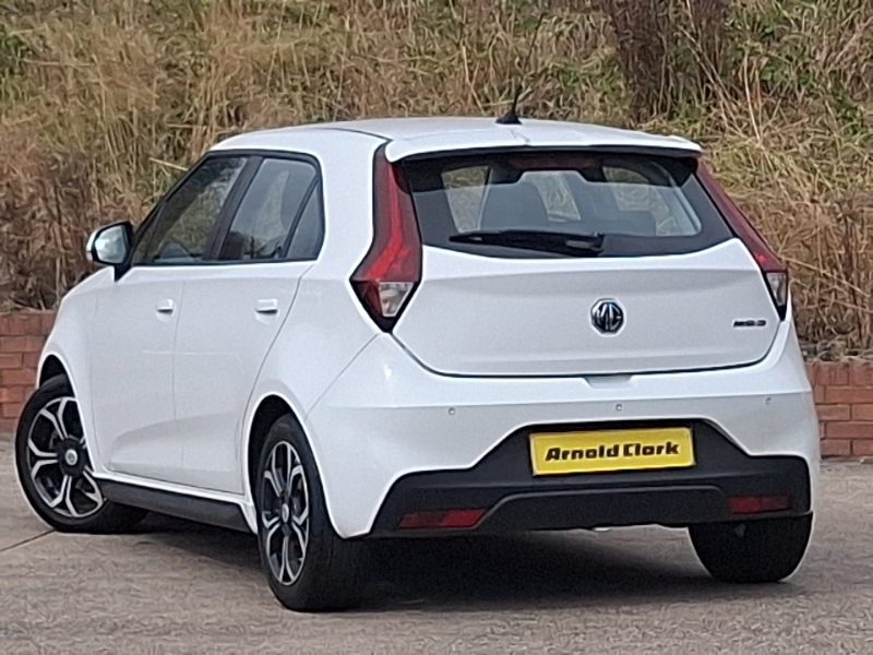 MG MG3 1.5 Vti-tech Excite White #2