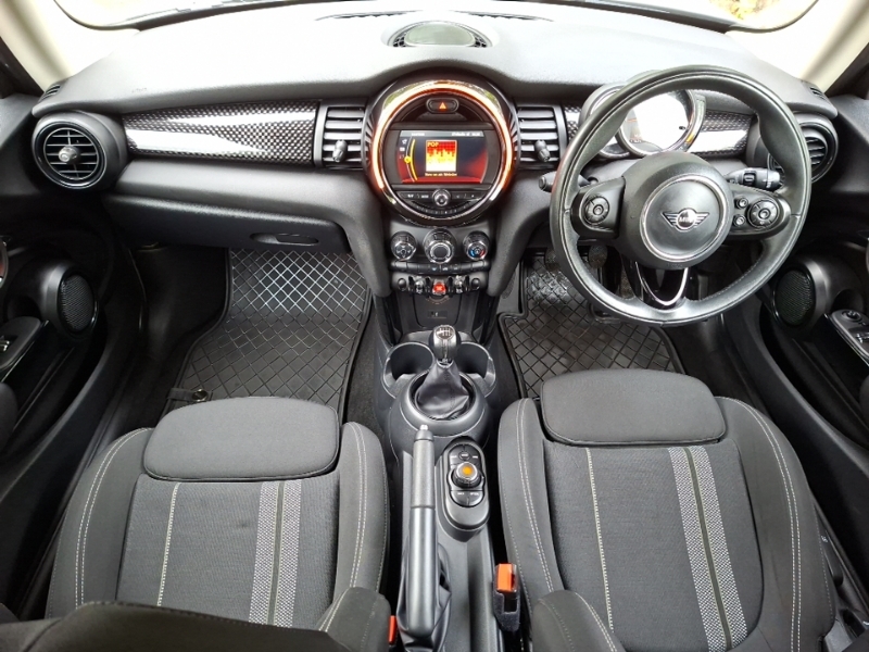 Mini Hatch 2.0 Cooper S Classic II SY69TYG White #3