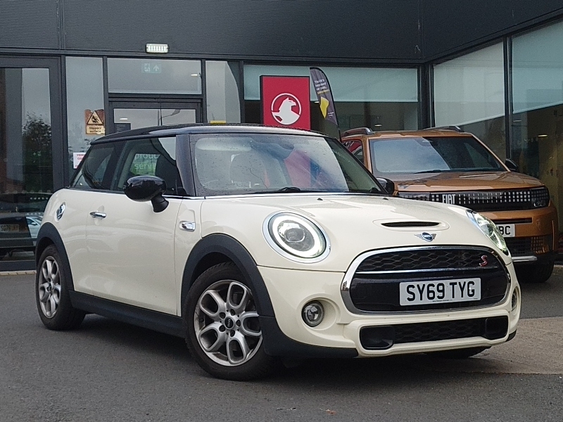 Mini Hatch 2.0 Cooper S Classic II White