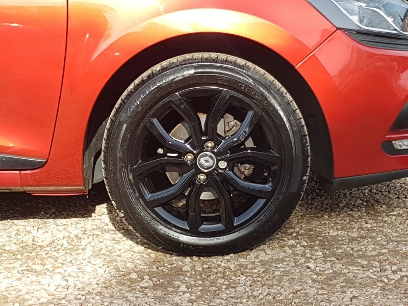 Renault Clio 0.9 Tce Play Euro 6 Ss Black #13
