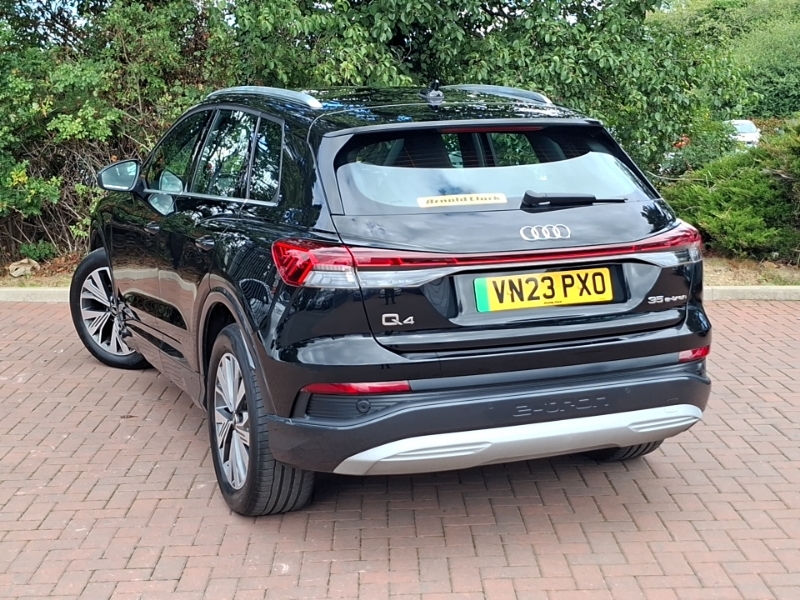 Audi Q4 E Tron 125Kw 35 55Kwh Sport Black #2