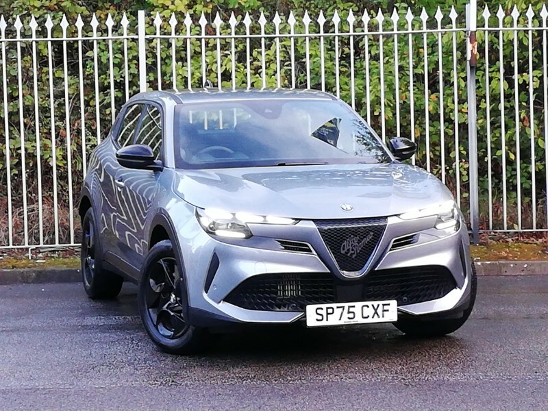 Alfa Romeo Junior 1.2 Turbo Ibrida Technology Pack Grey