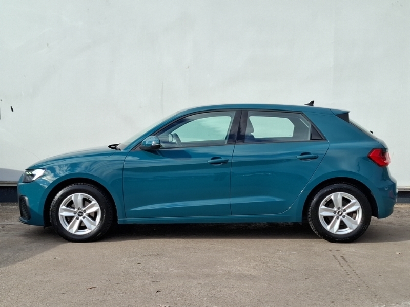 Audi A1 25 Tfsi Technik Green #4
