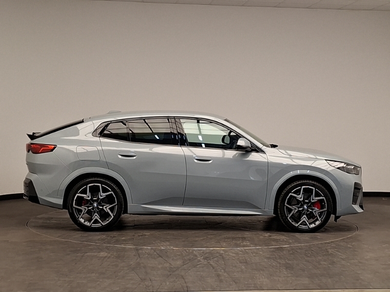 BMW iX2 230Kw Xdrive30 Shadow Edition 65Kwh YG26ENO Grey #3