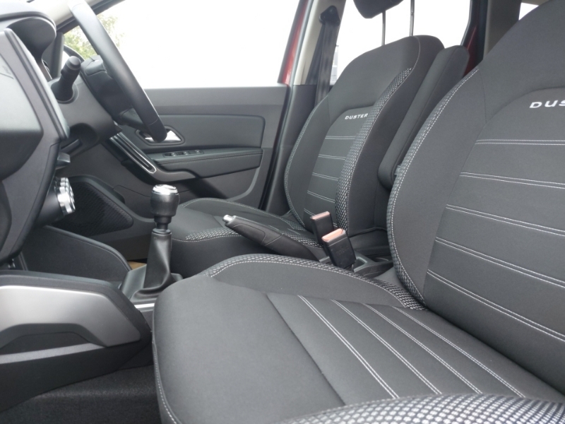 Dacia Duster 1.3 Tce 130 Prestige Red #5