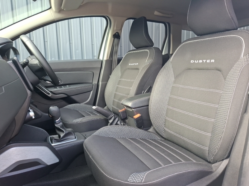 Dacia Duster 1.3 Tce 150 Prestige Edc White #4