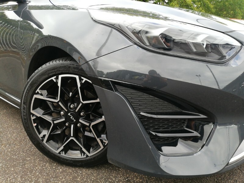 Kia Ceed 1.5T Gdi Isg 138 Gt-line Dct Black #9