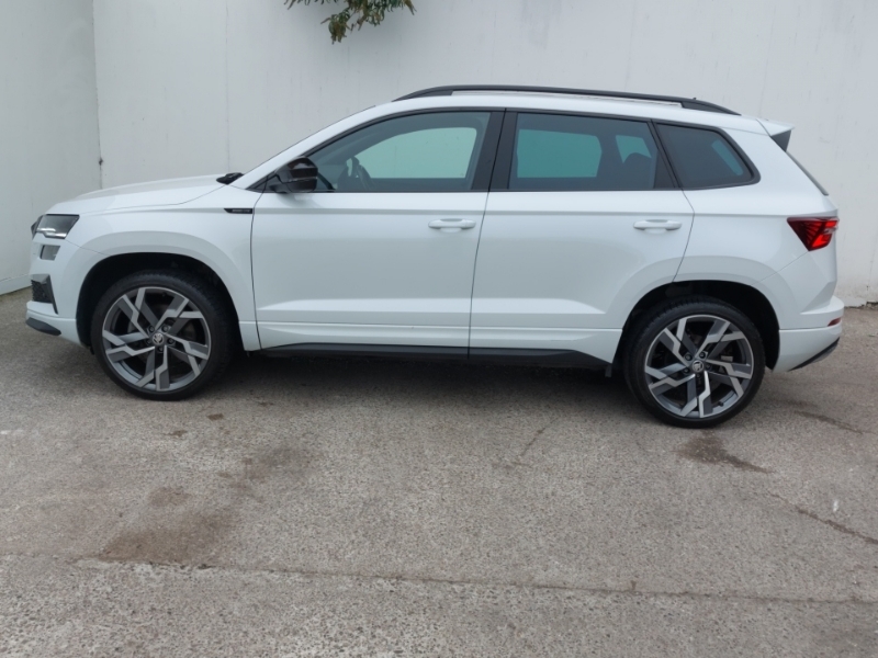 Skoda Karoq 1.5 Tsi Sportline Dsg White #4