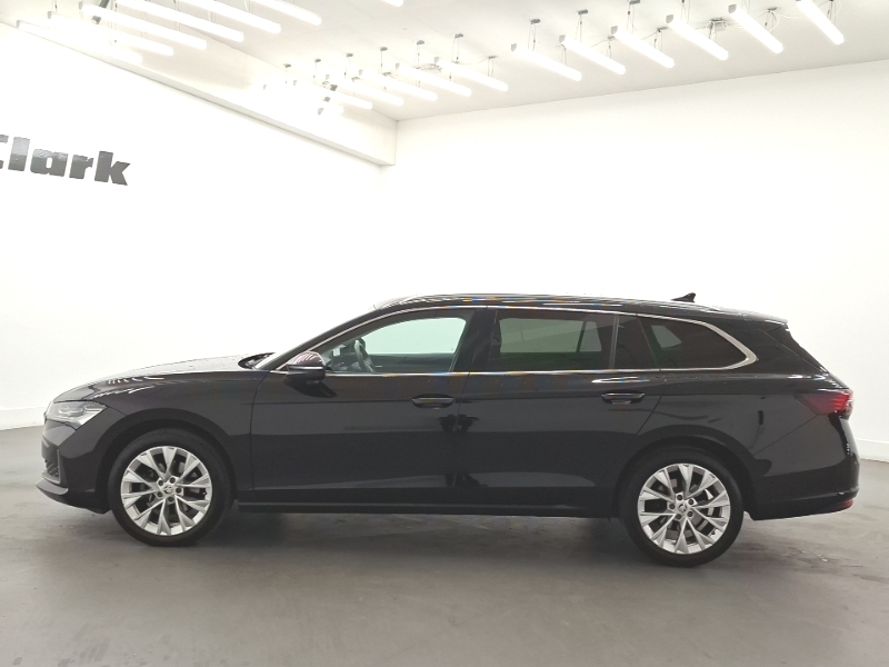 Skoda Superb 2.0 Tdi Se L Dsg Black #4
