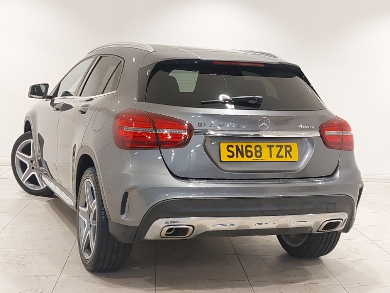 Mercedes-Benz GLA Class Gla 200D 4Matic Amg Line Premium Grey #2