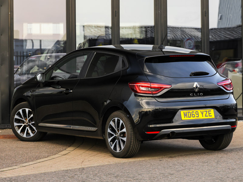 Renault Clio 1.0 Tce 100 Iconic Black #2