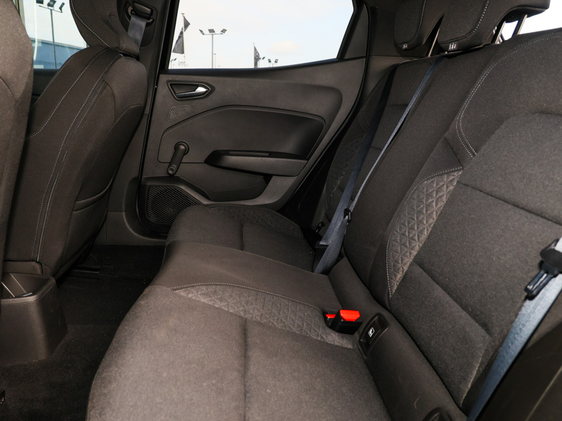 Renault Clio 1.0 Tce 100 Iconic Black #6