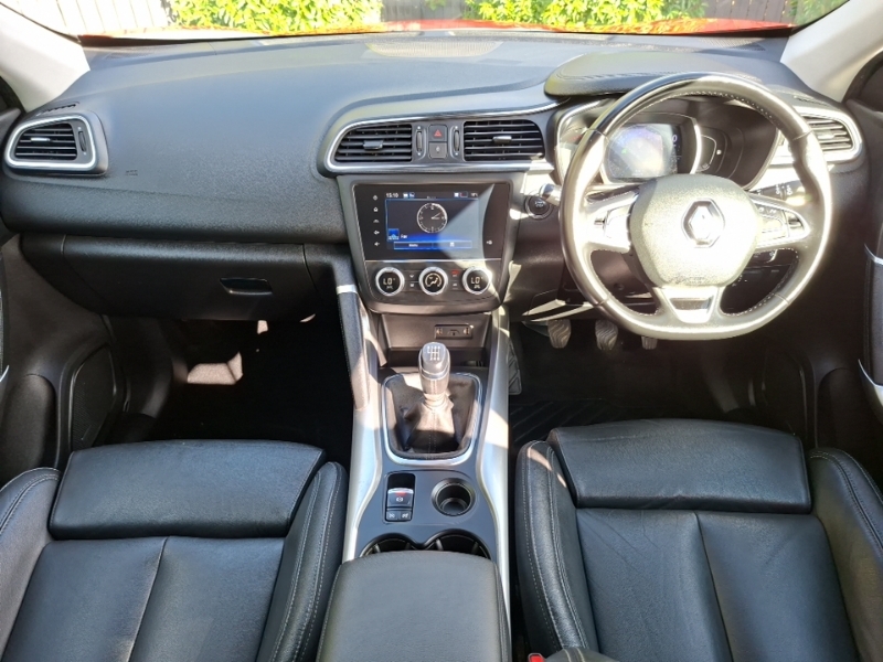 Renault Kadjar 1.5 Blue Dci Gt Line Red #3
