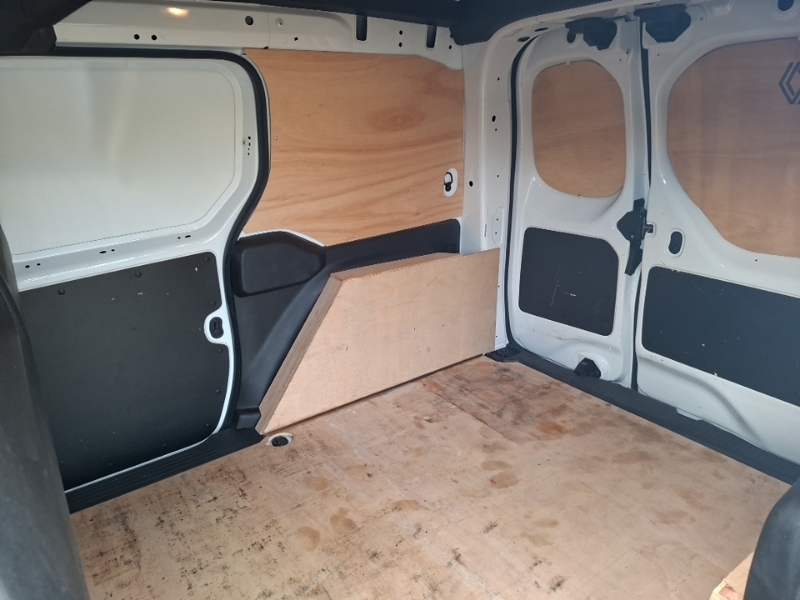 Renault Kangoo Ml19 Blue Dci 95 Start Van White #6