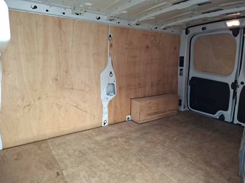 Renault Trafic Ll30 Blue Dci 130 Advance Safety Van White #6
