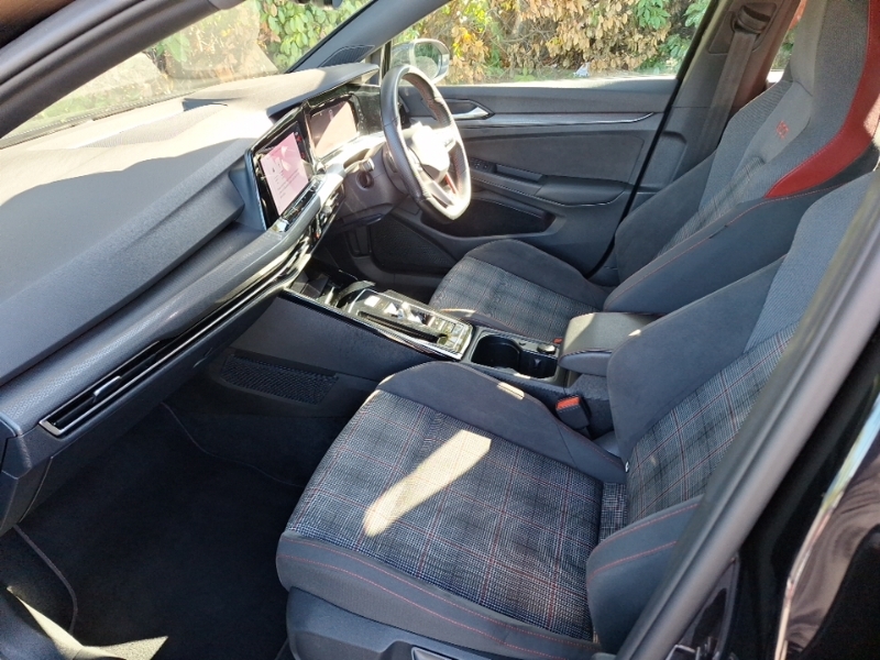 Volkswagen Golf 2.0 Tsi Gti Dsg VA23JBX Black #5