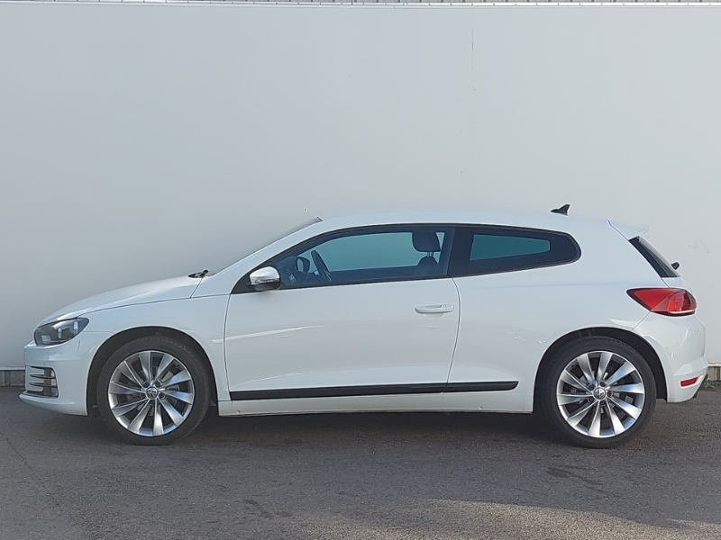 Volkswagen Scirocco 1.4 Tsi Bluemotion Tech Gt White #4